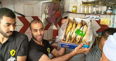 الملوحة والرنجة فى عيد الفطر .. فرحة العيد بطعم سوهاجي أصيل محلات الملوجة والرنجة فى سوهاج