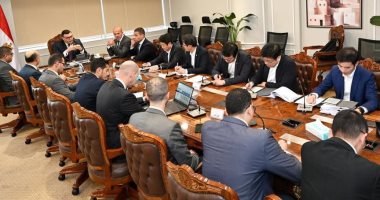 وزير الإسكان يوجه بالالتزام بمواعيد تنفيذ منطقة الأعمال المركزية بالعاصمة