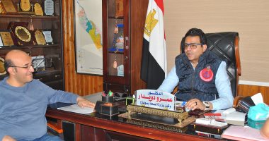 وكيل صحة سوهاج يترأس اجتماع غرفة الأزمات والطوارئ لمتابعة خطة عيد الفطر وكيل صحة بسوهاج