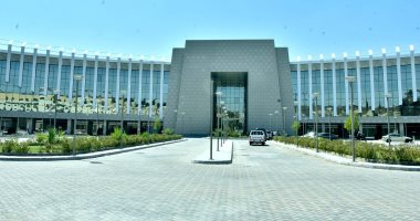 مبنى مجمع الأقصر الطبي الدولي صرح جديد يفتح أبوابه لخدمة الآلاف.. صور