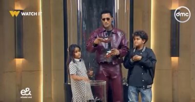 أحلام كتير اتحققت فى مدفع رمضان.. محمد رمضان يهدى سائق تاكسى 100 ألف جنيه.. والأخير: أنا نمبر 2 وده رزق بنتى.. ابنا الفنان يعلنان أسماء 12 فائزا.. "أمل" تفوز بالمليون جنيه.. ورمضان يشكر المتحدة و dmc.. فيديو