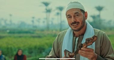 مسلسل حكيم باشا الحلقة الأخيرة.. موت كل أهل قصر الباشا جميعا.. غزل تكشف لمصطفى شعبان وضع حبوب الغلة فى الطعام قبل موتها وتوصيه بدفن جثمانها بجوار ابنها.. حكيم يعمل فى الأرض ويُرزق بأولاد من صفا ولومة