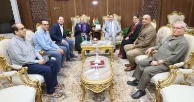 محافظ المنوفية يستقبل وفد الكنيسة الإنجيلية لتقديم التهنئة بعيد الفطر