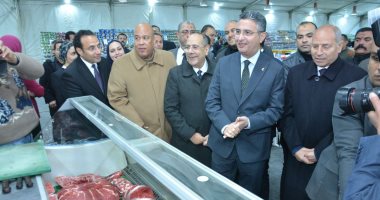 وزير التموين يؤكد على فتح منافذ المجمعات الاستهلاكية غدا وطوال أيام العيد