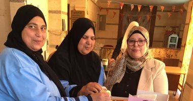 ورود للمرضى وتوزيع بالونات على الأطفال احتفالا بالعيد بمستشفى رأس البر المركزى