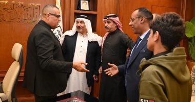 محافظ جنوب سيناء يتلقى التهنئة بالعيد من القيادات التنفيذية والنواب والمشايخ جانب من اللقاءات