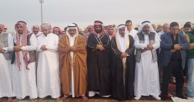 محافظ جنوب سيناء يؤدى صلاة عيد الفطر المبارك بساحة استاد طور سيناء