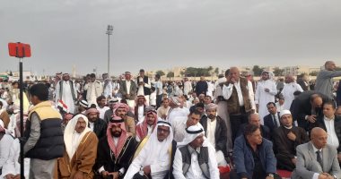 المحافظون ونوابهم يؤدون صلاة العيد وسط جموع الشعب بالساحات الكبرى حول مصر.. محافظ الأقصر يؤدى الصلاة بساحة سيدي أبو الحجاج ومحافظ السويس بساحة حديقة الخالدين ومحافظ سوهاج بمسجد الشرطة ومحافظ الشرقية بمسجد الفتح
