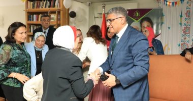 محافظ الجيزة يزور دور الأيتام ورعاية المسنين للتهنئة بعيد الفطر .. صور محافظ الجيزة يزور رعاية المسنين للتهنئة بعيد الفطر