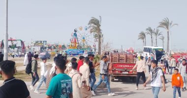 توافد المعيدين لقضاء إجازة عيد الفطر المبارك فى مصيف بلطيم توافد المعيدين