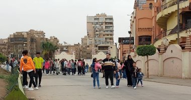 الحديقة الدولية تستقبل آلاف الزوار فى أجواء احتفالية بثانى أيام العيد الحديقة الدولية