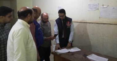 إعفاء مديرة مستشفى ساقلتة بسوهاج من منصبها خلال جولة لوكيل وزارة الصحة.. صور جانب من الجولة