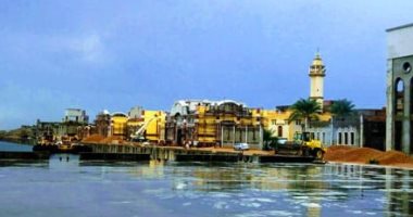 خطة تطوير رشيد.. تنمية المدينة العريقة لتصبح أيقونة سياحية ومتحفا إسلاميا مفتوحا على البحر المتوسط.. وترميم المساجد والمنازل الأثرية.. ورفع مستوى الخدمات المقدمة للأهالى.. وإنشاء أول ميناء صيد على النيل.. صور