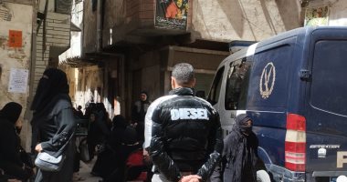 النيابة العامة تصل موقع انهيار عقار الجمرك فى الإسكندرية 