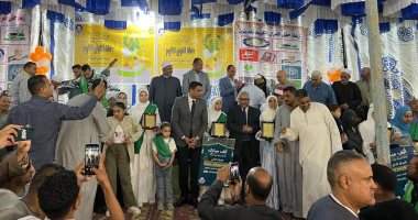 تكريم 800 حافظ للقرآن الكريم بقرية أصفون المطاعنة فى الأقصر