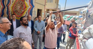 بشائر إنتاج الذهب الأصفر.. وزير التموين يعلن بدء توريد القمح المحلى من الفيوم.. استلام المحصول من المزارعين بسعر الأردب 2200 جنيه لإنتاج 270 مليون رغيف خبز مدعم يوميا.. واستعدادات بالصوامع في مواقع التسليم..صور