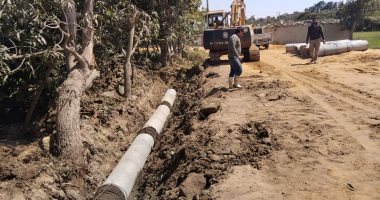 محافظ الإسماعيلية يتابع أنشطة مديرية الطرق والنقل والتصدي لمخالفات البناء