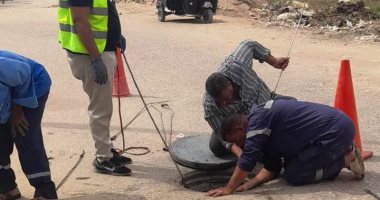 محافظ أسوان: تشكيل لجنة فنية لدراسة أسباب طفح الصرف بمنطقة الكرور طفح الصرف بمنطقة الكرور