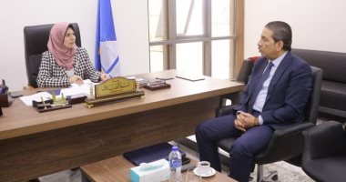 نائب محافظ دمياط تتلقى تقريرا عن إنجازات فرع جهاز تنمية المشروعات