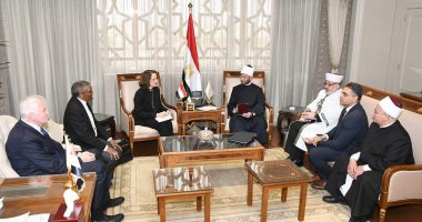 وزير الأوقاف يستقبل وفد منظمة كنائس من أجل السلام فى الشرق الأوسط وزير الأوقاف يستقبل وفد منظمة كنائس من أجل السلام
