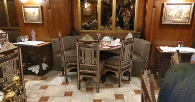 مطعم تناول فيه العشاء الرئيس ونظيره الفرنسى