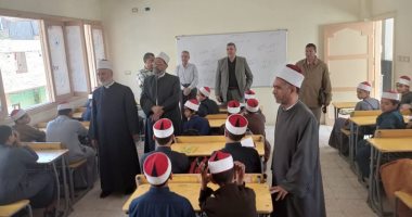 رئيس المنطقة الأزهرية بسوهاج يتفقد سير العملية التعليمية بالمعهد الدينى بنين