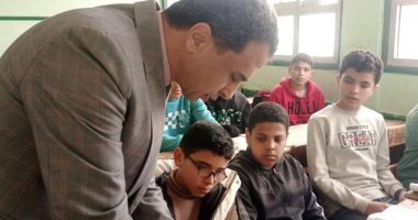 وكيل تعليم كفر الشيخ يجرى جولة تفقدية على المدارس