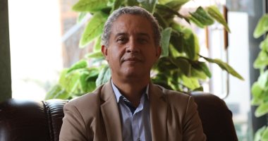 الناقد المغربي عبد الكريم واكريم: فتحى عبد الوهاب أفضل ممثل وتامر محسن أفضل مخرج