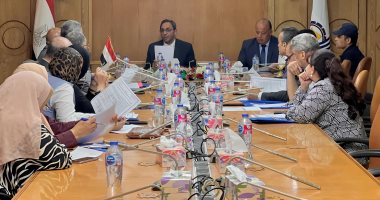 محافظ قنا يشدد على توفيق أوضاع الحضانات غير المرخصة 