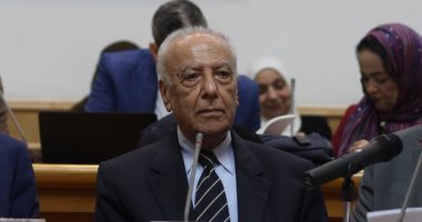 شوقى بدر: تكريمى من ملتقى الشارقة يؤكد أن الجهد لم يذهب هباء الأديب والناقد شوقى بدر يوسف