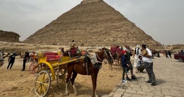 غرفة السياحة تعديلات جديدة على مشروع تطوير الأهرامات لتسهيل نقل السائحين سياح خلال زيارة الأهرامات