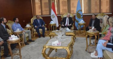 محافظ الغربية يبحث تطورات تنفيذ مشروع تحسين نوعية المياه بمصرف كيتشنر محافظ الغربية يبحث تطورات مشروع تحسين المياه بمصرف كيتشنر