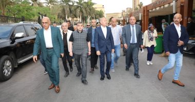 محافظ القاهرة يتفقد تطوير المناطق التاريخية.. ويؤكد: ستكون مقصدا سياحيا جديدا محافظ القاهرة يتفقد تطوير المناطق التريخية