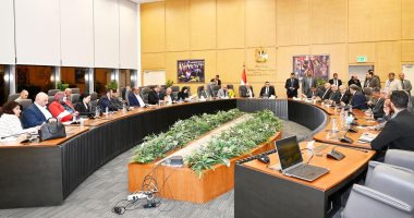 وزير الإسكان يعقد اجتماعه الدورى مع أعضاء البرلمان بمجلسيه النواب والشيوخ