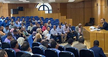 لجنة دائمة لمراجعة وحصر أعمال تراخيص الأنشطة الصناعية غير المقننة بالمنيا