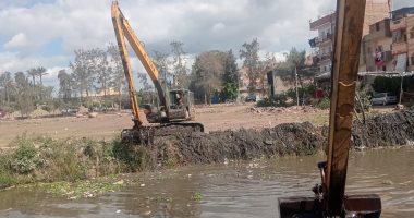 محافظ كفر الشيخ يتابع أعمال تطهير ترعة القضابة بمدينة فوه