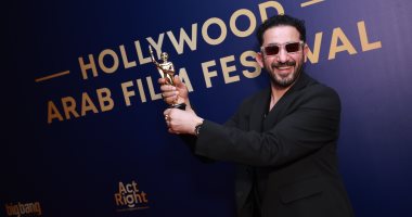 الشبكة نيوز : 
                                            تكريم أحمد حلمى فى افتتاح مهرجان هوليوود السينمائى بدورته الرابعة
                                        