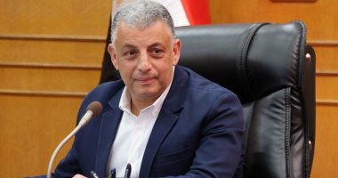 محافظ الإسماعيلية يناقش الإعداد والتجهيز لإعادة افتتاح النصب التذكارى بجبل مريم