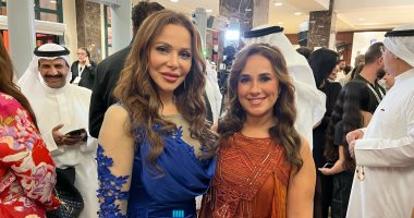 الشبكة نيوز : 
                                            هانى رمزى وشيرى عادل والصريطى ومازن الغرباوى فى افتتاح مهرجان الفجيرة
                                        