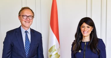 وزيرة التخطيط تلتقى سفير دولة لاتفيا فى مصر لبحث تعزيز سبل التعاون المشترك جانب من اللقاء