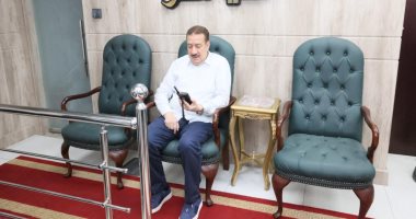 محافظ المنوفية يجرى اتصالا برؤساء الوحدات لمتابعة انتظام العمل بالتعريفة