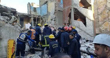 محافظ الإسكندرية ومدير الأمن يتفقدان عقار اللبان المنهار.. صور