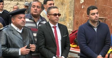 النيابة العامة تصل عقار اللبان المنهار بالإسكندرية لمعاينة الحادث