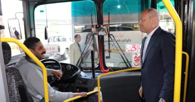 محافظ القاهرة يتفقد المواقف لمتابعة الالتزام بالتعريفة الجديدة محافظ القاهرة يتفقد المواقف لمتابعة الإلتزام بالتعريفة الجديدة