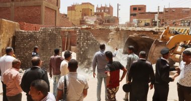 رفع الإشغالات لأكثر من 230 حالة إشغال بنطاق مدينة أسوان