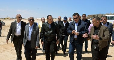 رئيس الوزراء يتفقد مشروع مارينا By The Lake M8 بمدينة العلمين الجديدة