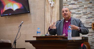 رئيس الطائفة الإنجيلية يشارك حفل أحد الشعانين بالكنيسة الإنجيلية بحدائق القبة