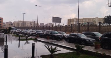 أمطار غزيرة تضرب القليوبية والمحافظة ترفع حالة الطوارئ.. فيديو أمطار غزيرة
