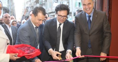 وزير الثقافة ومحافظ الإسكندرية يفتتحان مسرح بيرم التونسي بعد تطويره ورفع كفاءته وزير الثقافة ومحافظ الاسكندرية يفتتحان مسرح بيرم التونسي