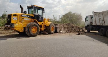 رفع 400 طن مخلفات ونواتج هدم بطريق طلخا نبروه فى الدقهلية
